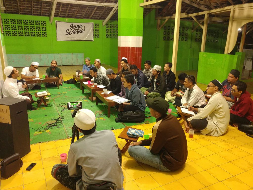Kajian Rutin Ilmu Fiqih Kitab Safinatun Najah, Setiap Rabu Malam Kamis, Bertempat di Masjid Ar-Rochman Manahan Surakarta