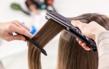 Bagaimana Hukum Rebonding / Meluruskan Rambut