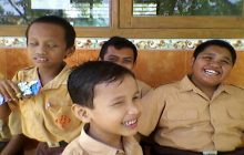 Apakah Seorang Yang Akalnya Kurang Sempurna Tidak Dikenai Syariat