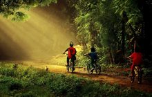 Kisah Dua Bersaudara Yang Sangat Mengharukan