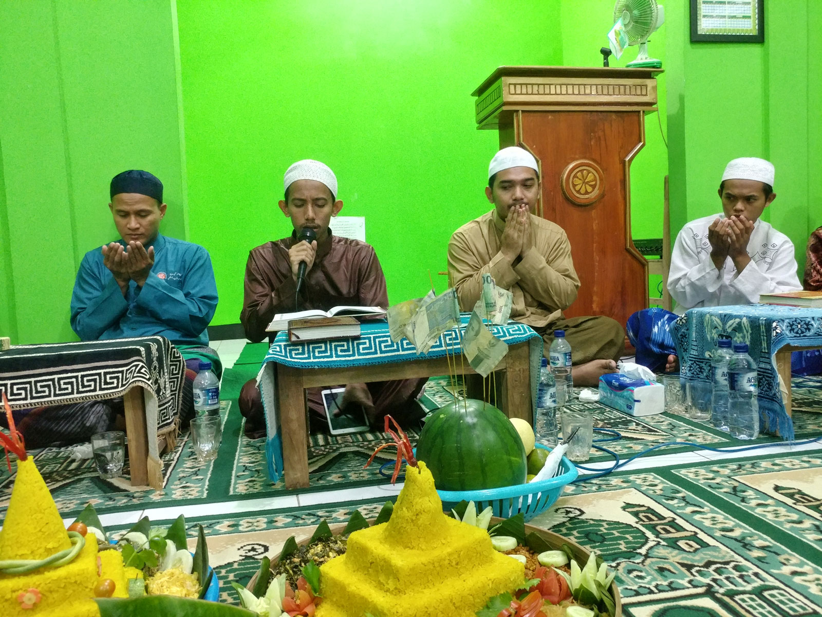 MP3 Rekaman Khataman Qur'an bersama Ustadz Zidan Baslum dan Ustadz Ali Assegaf di Masjid Ar-Rahman Pucung, Eromoko, Wonogiri 2019