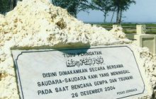 Bolehkah Mengumpulkan Dua Mayyit Atau Lebih Dalam Satu Kuburan?