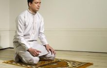 41. Sholat Dengan Memejamkan Mata