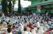 59. Menyekolahkan Anak Di Sekolahan Non Muslim