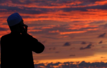 Berdiri Setelah Selesainya Iqomah