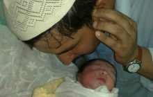 Amalan Yang Dilakukan Ketika Bayi Baru Dilahirkan