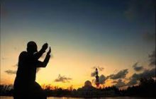 TAWASSUL DAN ISTIGHOTSAH BID’AH?