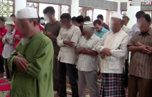 Membenarkan Bacaan Imam