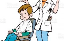 Laki-Laki Memotong Rambut Perempuan