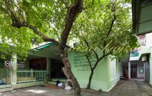 Menjadikan Lantai Dua Rumah Sebagai Masjid